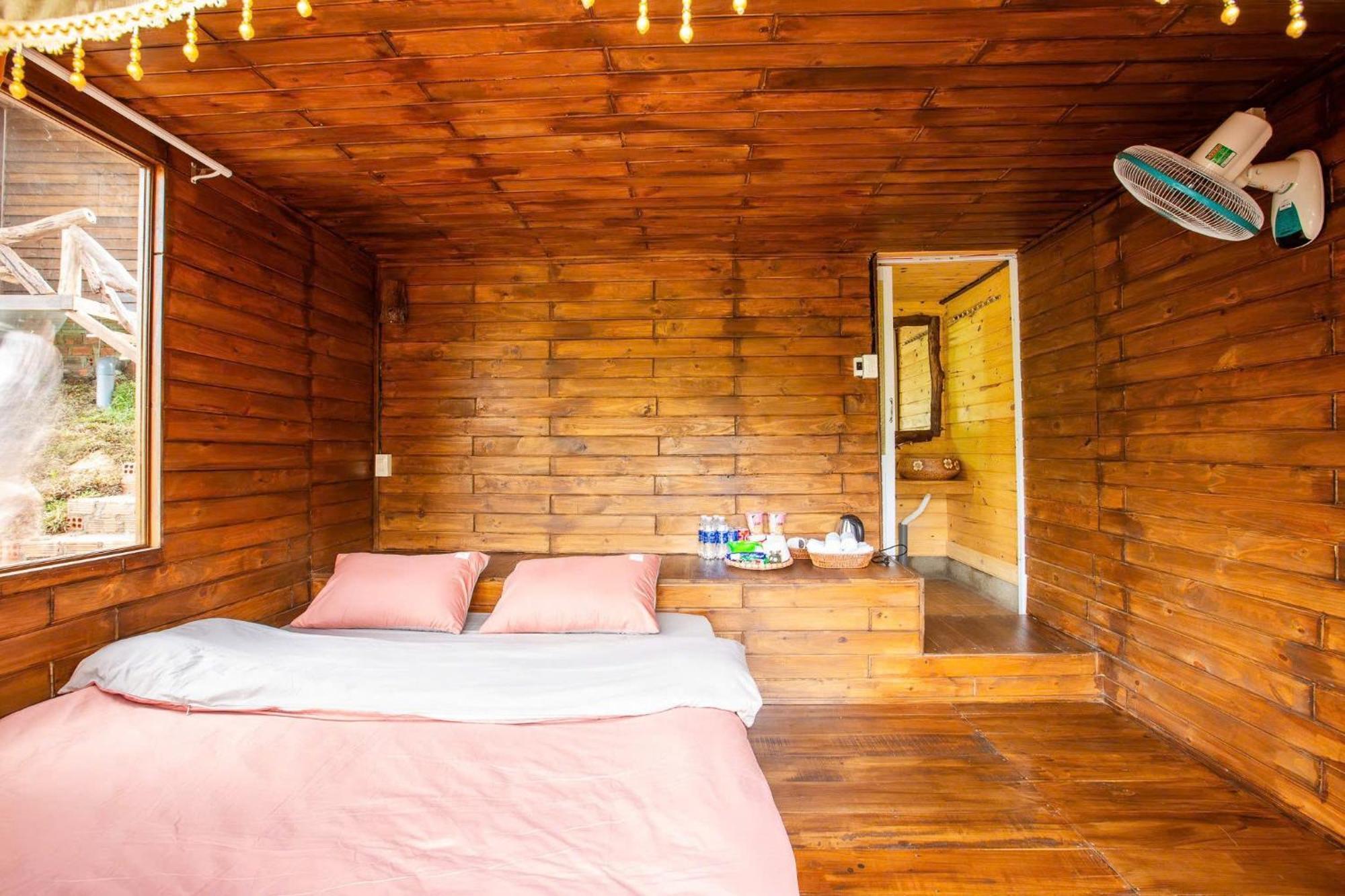 Nha Trong Ban - Homestay Mang Den Kon Von Kla Εξωτερικό φωτογραφία