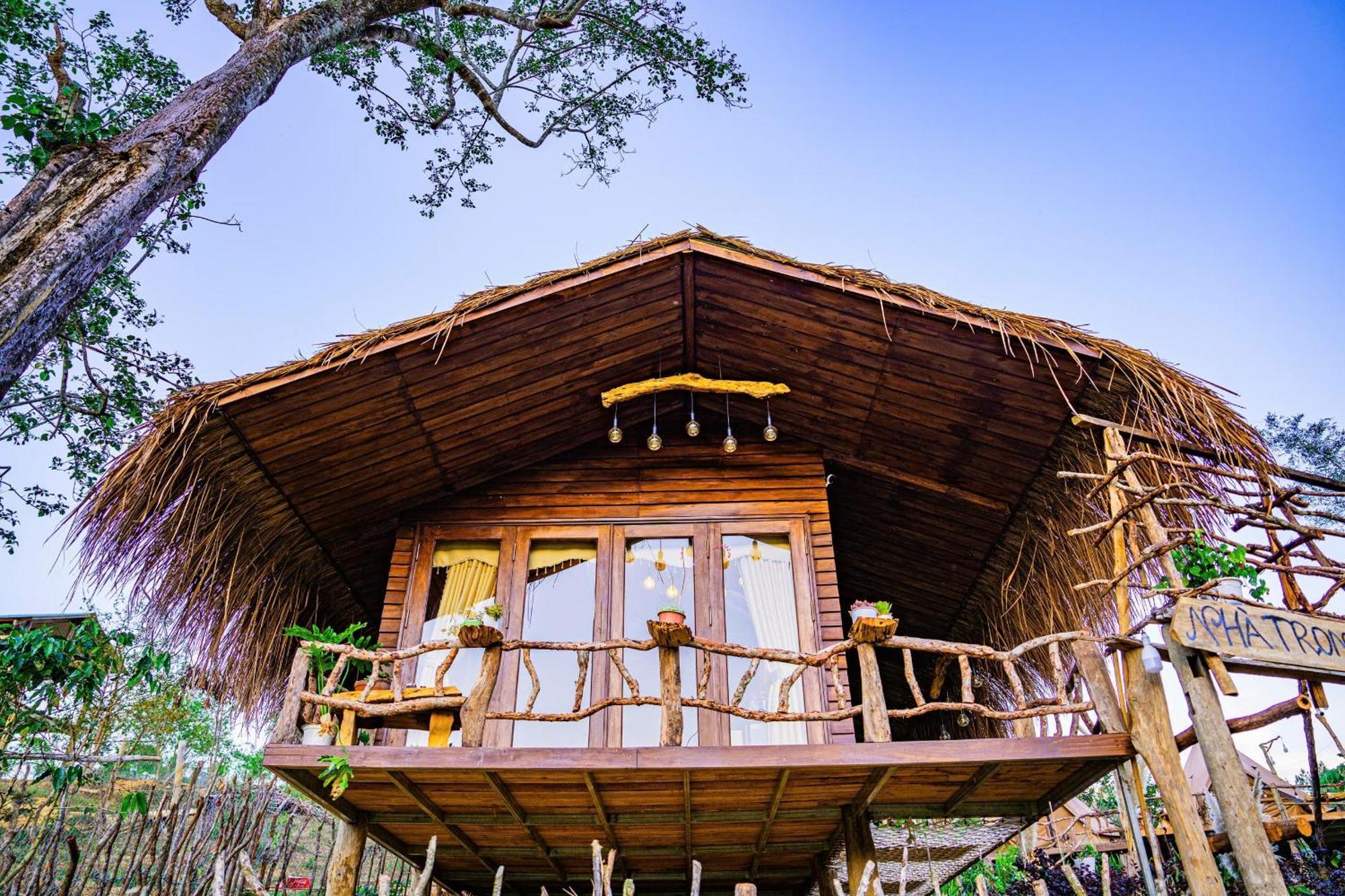 Nha Trong Ban - Homestay Mang Den Kon Von Kla Εξωτερικό φωτογραφία